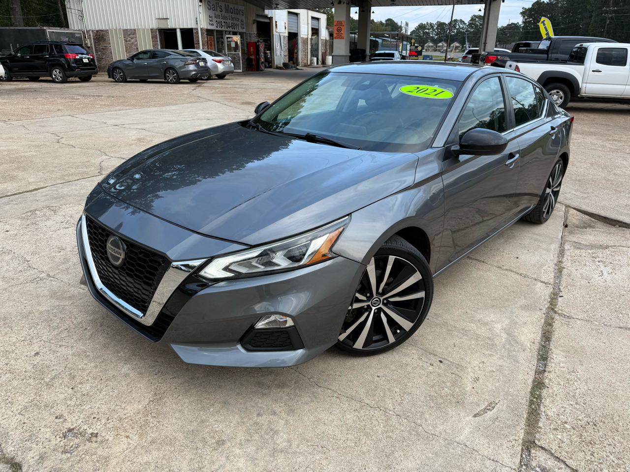 Nissan Altima 2.5 SR Sedan 2021 Nissan Altima 2.5 SR Sedan 2021