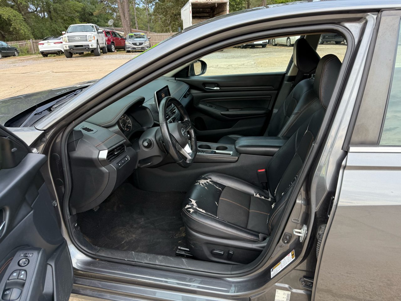 Nissan Altima 2.5 SR Sedan 2021 Nissan Altima 2.5 SR Sedan 2021