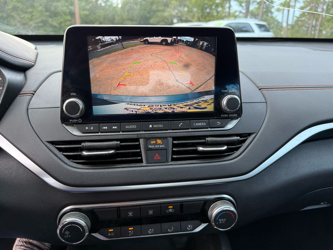 Nissan Altima 2.5 SR Sedan 2021 Nissan Altima 2.5 SR Sedan 2021