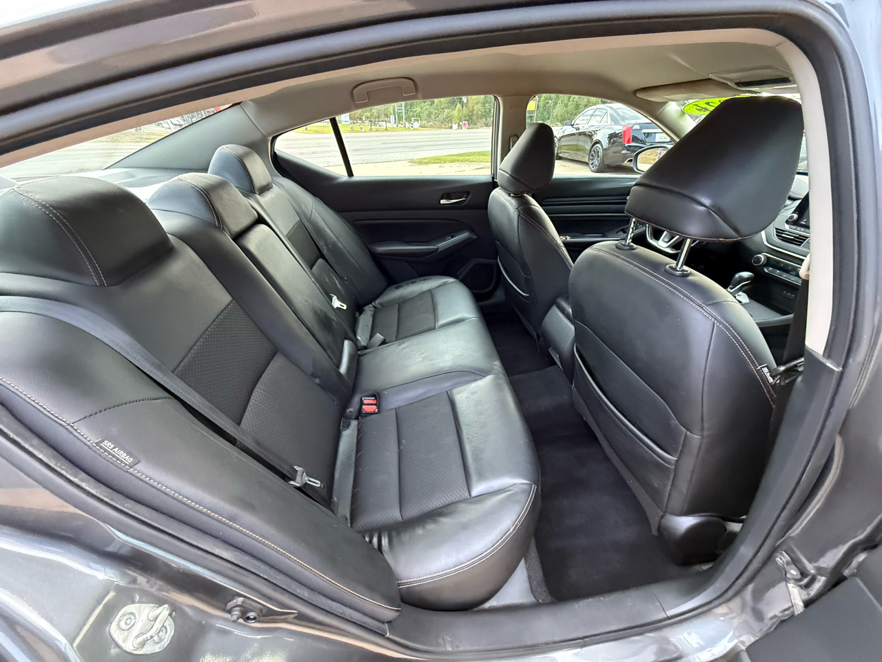 Nissan Altima 2.5 SR Sedan 2021 Nissan Altima 2.5 SR Sedan 2021