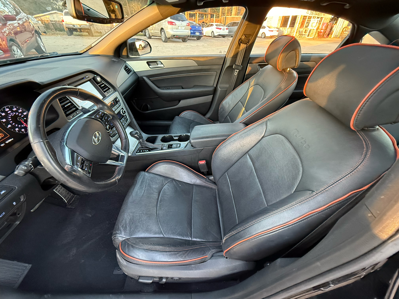 Hyundai Sonata 4dr Sdn 2.0T Limited 2015