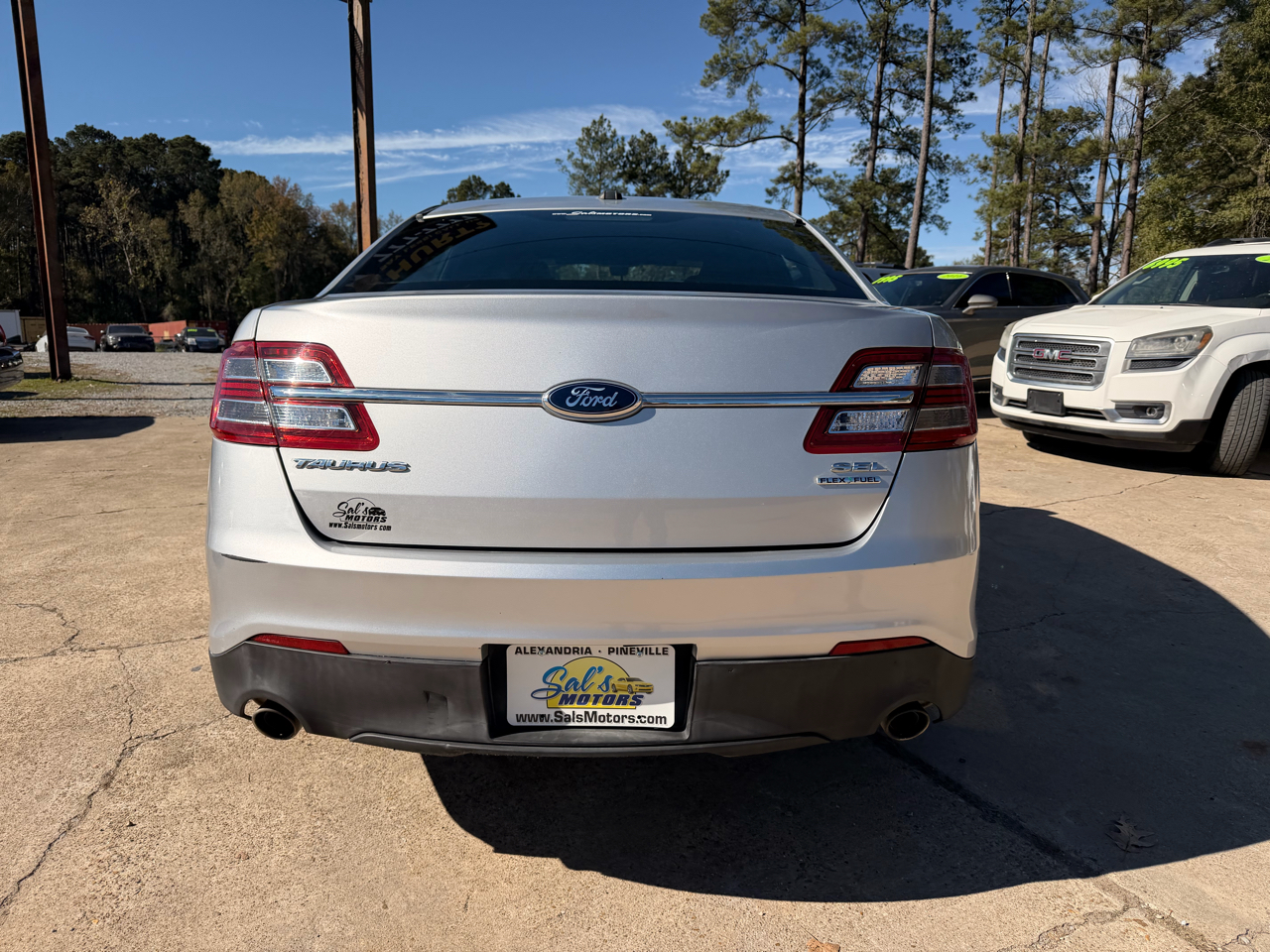 Ford Taurus 4dr Sdn SEL FWD 2014
