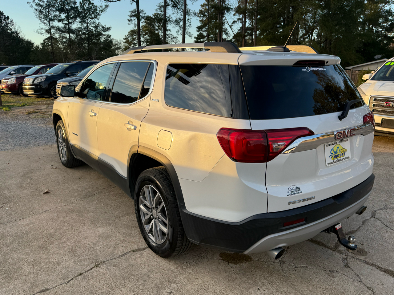 GMC Acadia FWD 4dr SLE w/SLE-2 2018