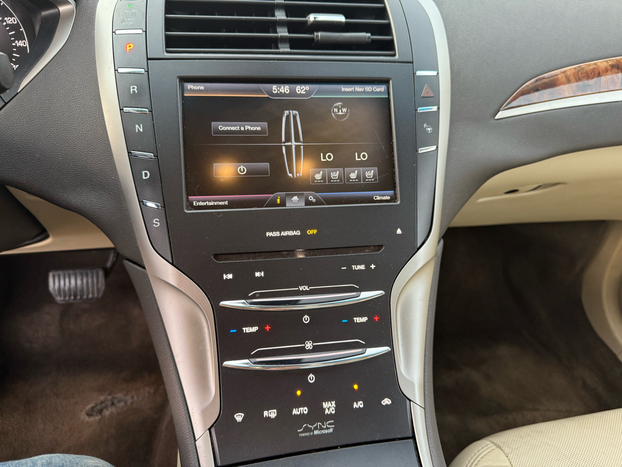 Lincoln MKZ 4dr Sdn FWD 2013