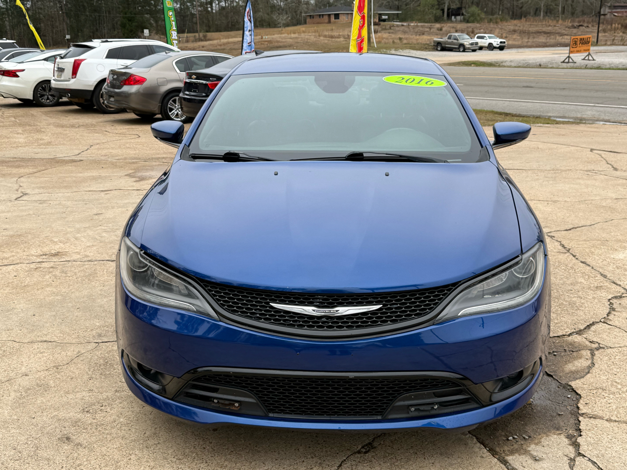 Chrysler 200 4dr Sdn S FWD 2016