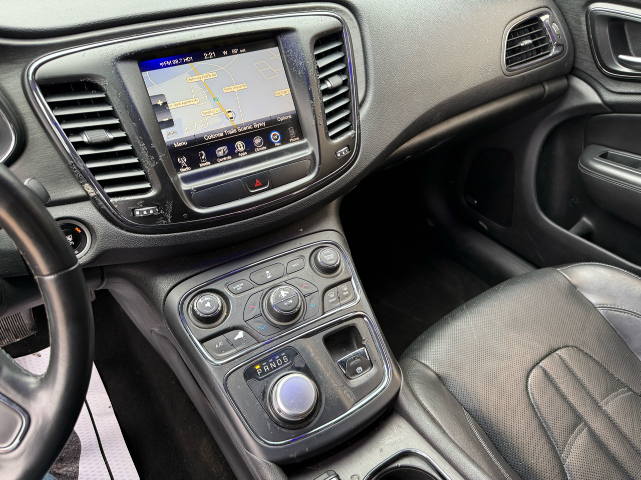 Chrysler 200 4dr Sdn S FWD 2016