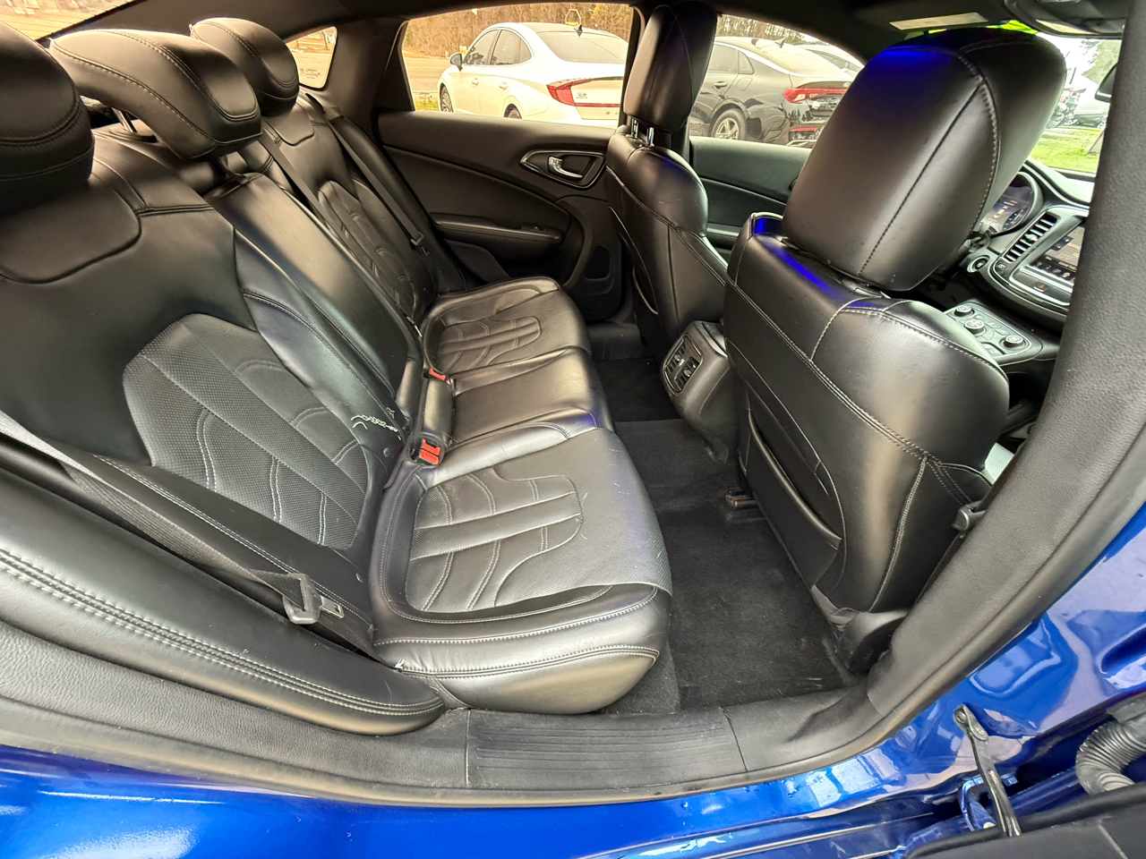 Chrysler 200 4dr Sdn S FWD 2016