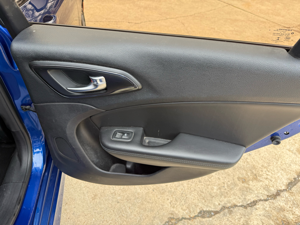 Chrysler 200 4dr Sdn S FWD 2016