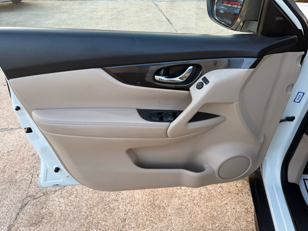 Nissan Rogue FWD SV 2017