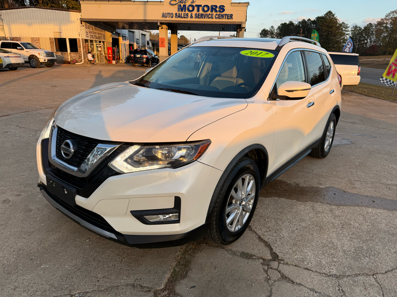 Nissan Rogue FWD SV 2017