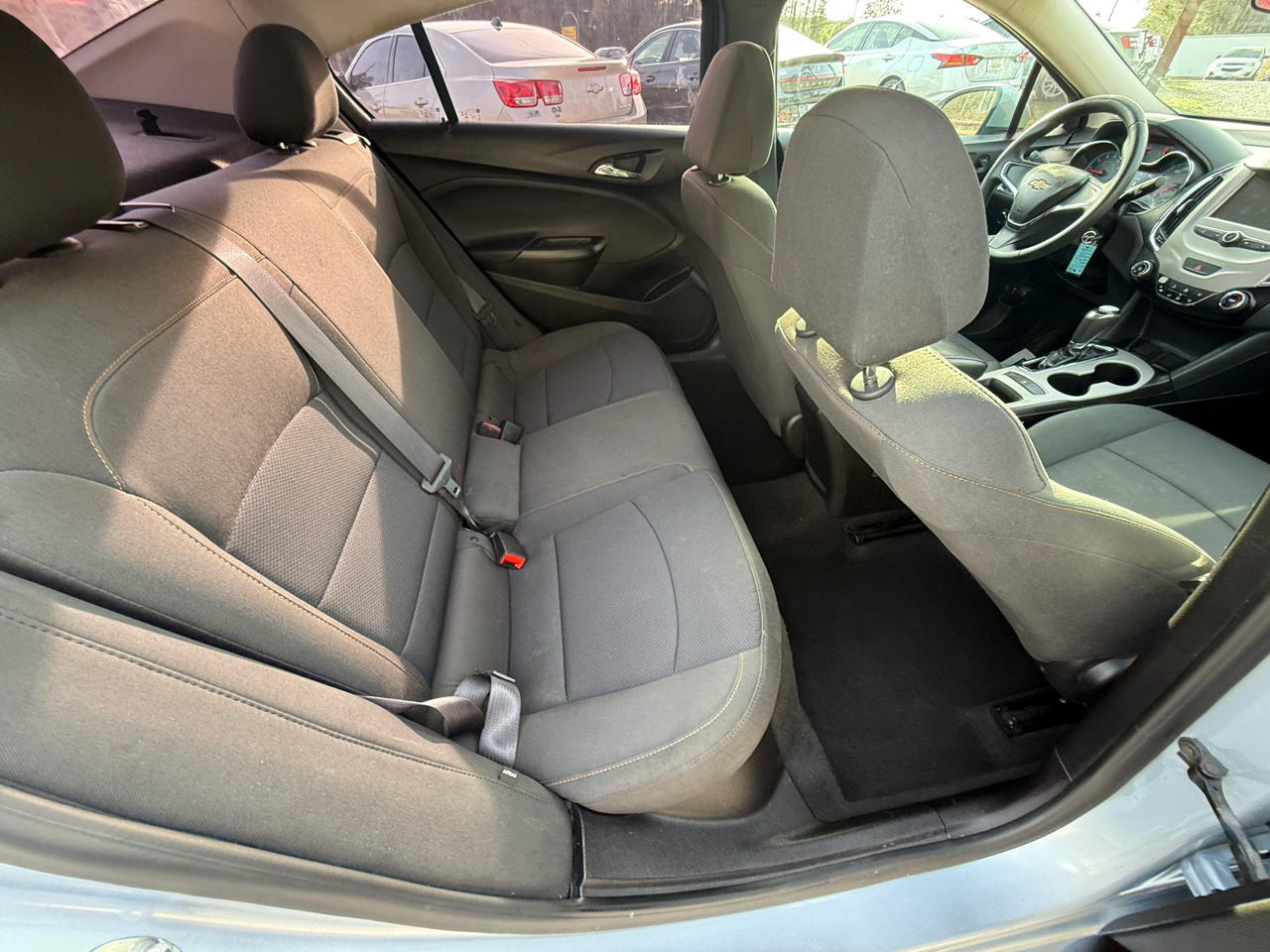 Chevrolet Cruze 4dr Sdn 1.4L LS w/1SB 2017