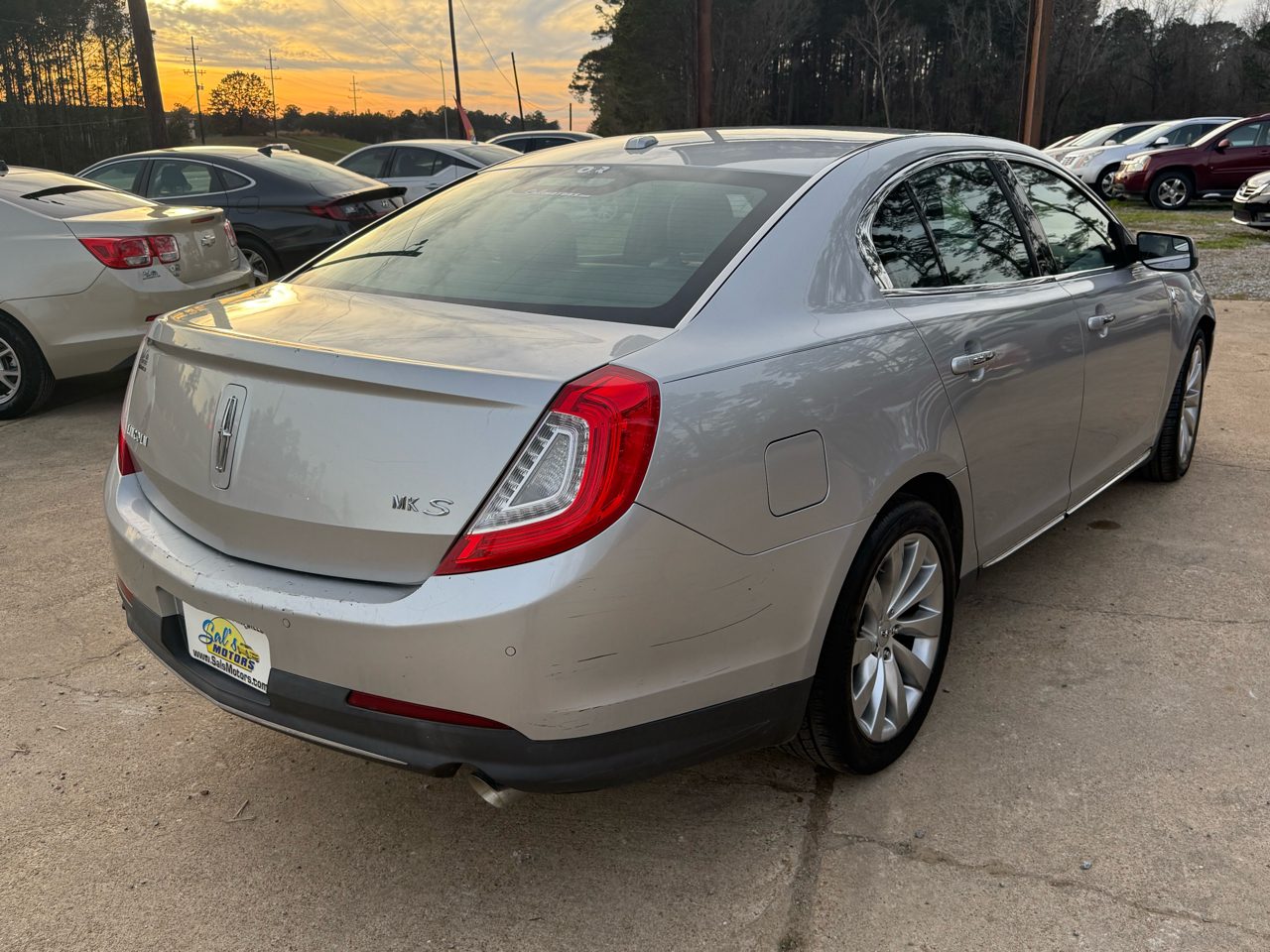 Lincoln MKS 4dr Sdn 3.7L FWD 2013