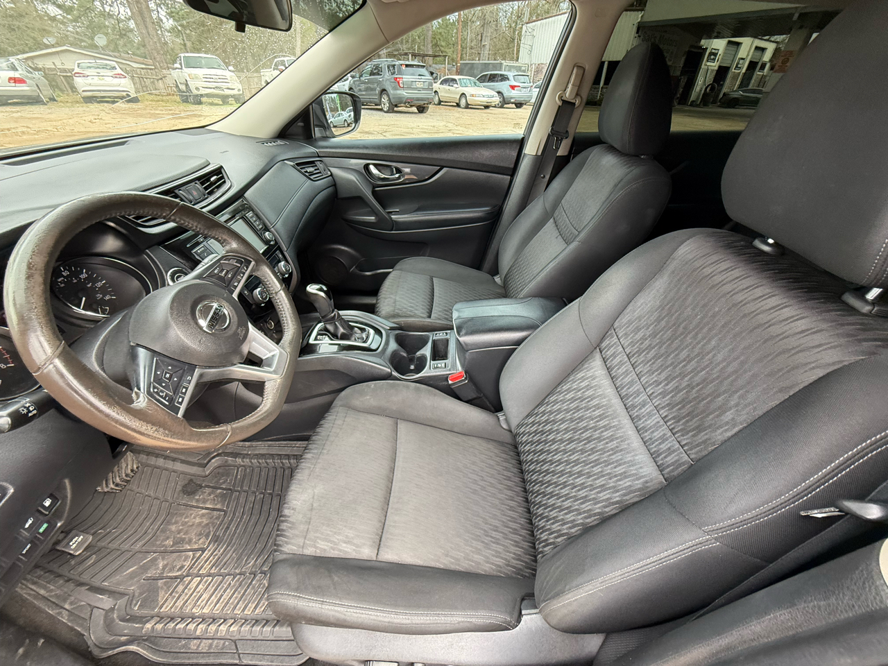 Nissan Rogue FWD SV 2018