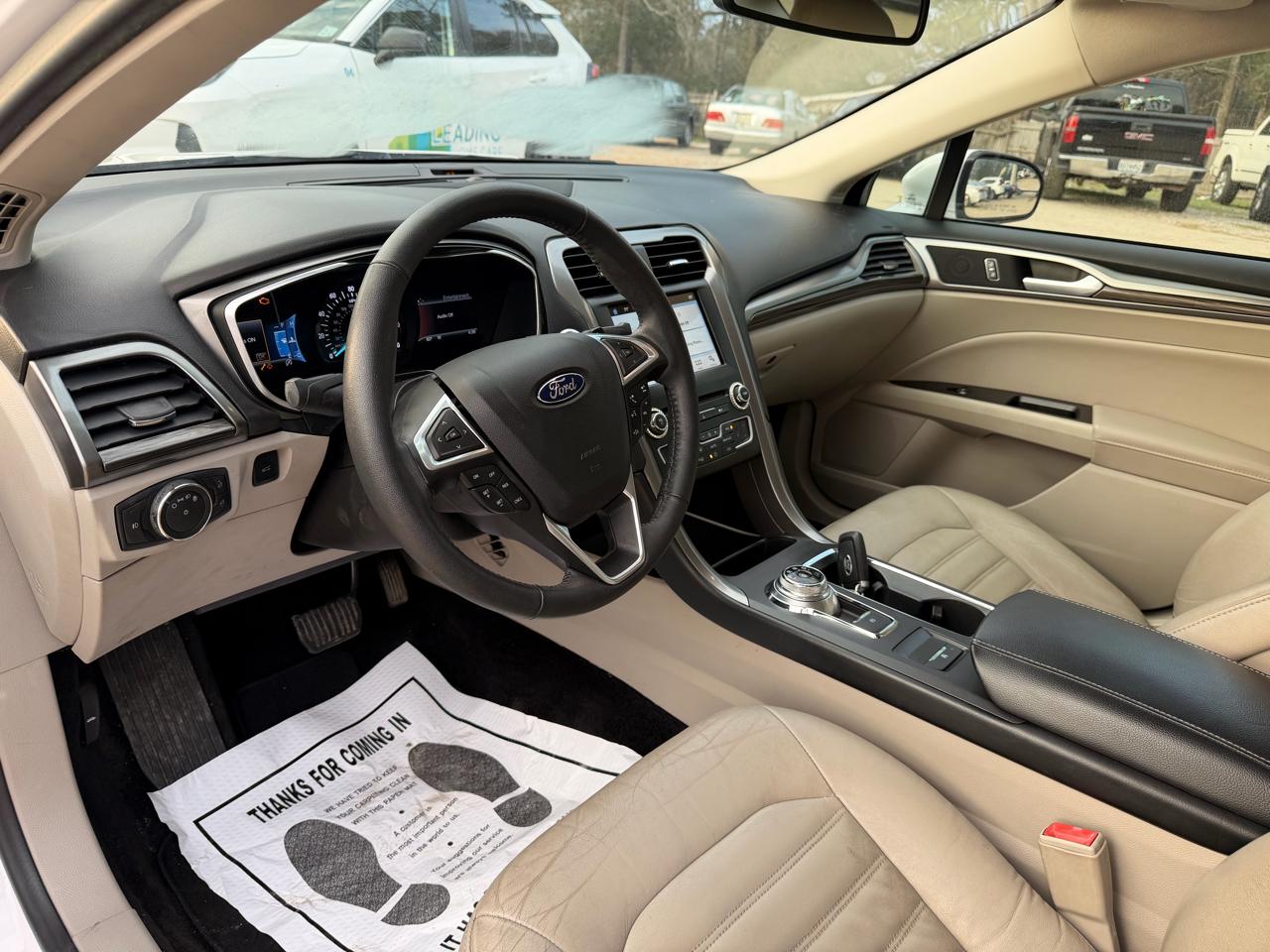 Ford Fusion SE FWD 2017