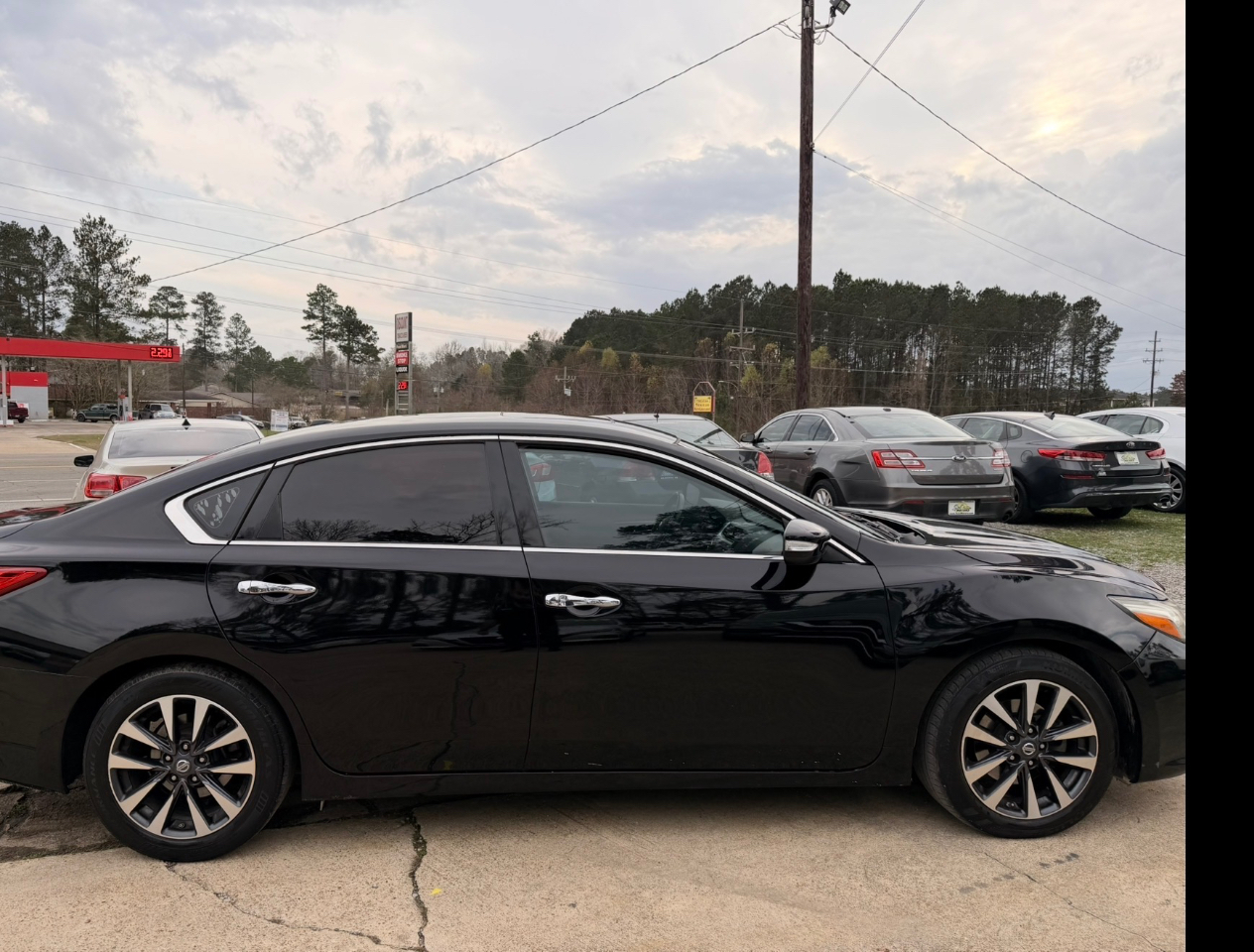 Nissan Altima 4dr Sdn I4 2.5 2016