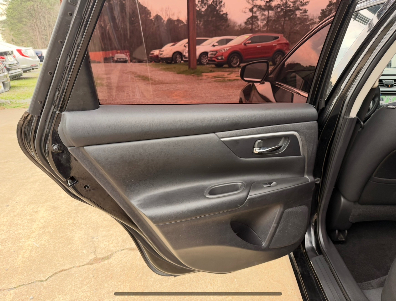 Nissan Altima 4dr Sdn I4 2.5 2016