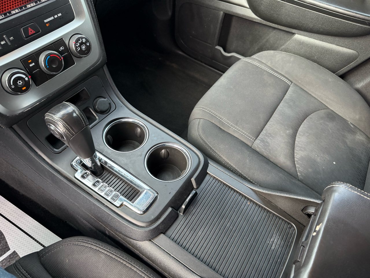 GMC Acadia AWD 4dr SLE1 2014