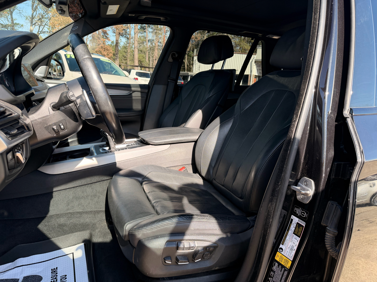 BMW X5 AWD 4dr xDrive50i 2015