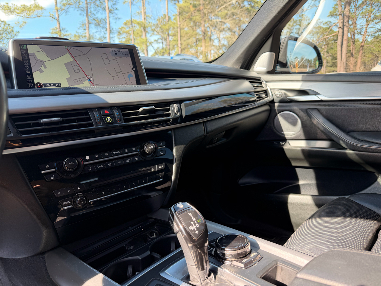 BMW X5 AWD 4dr xDrive50i 2015