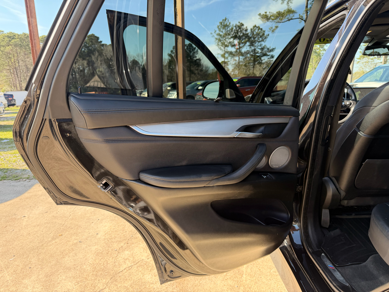 BMW X5 AWD 4dr xDrive50i 2015