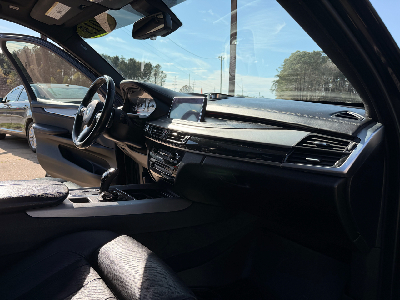 BMW X5 AWD 4dr xDrive50i 2015