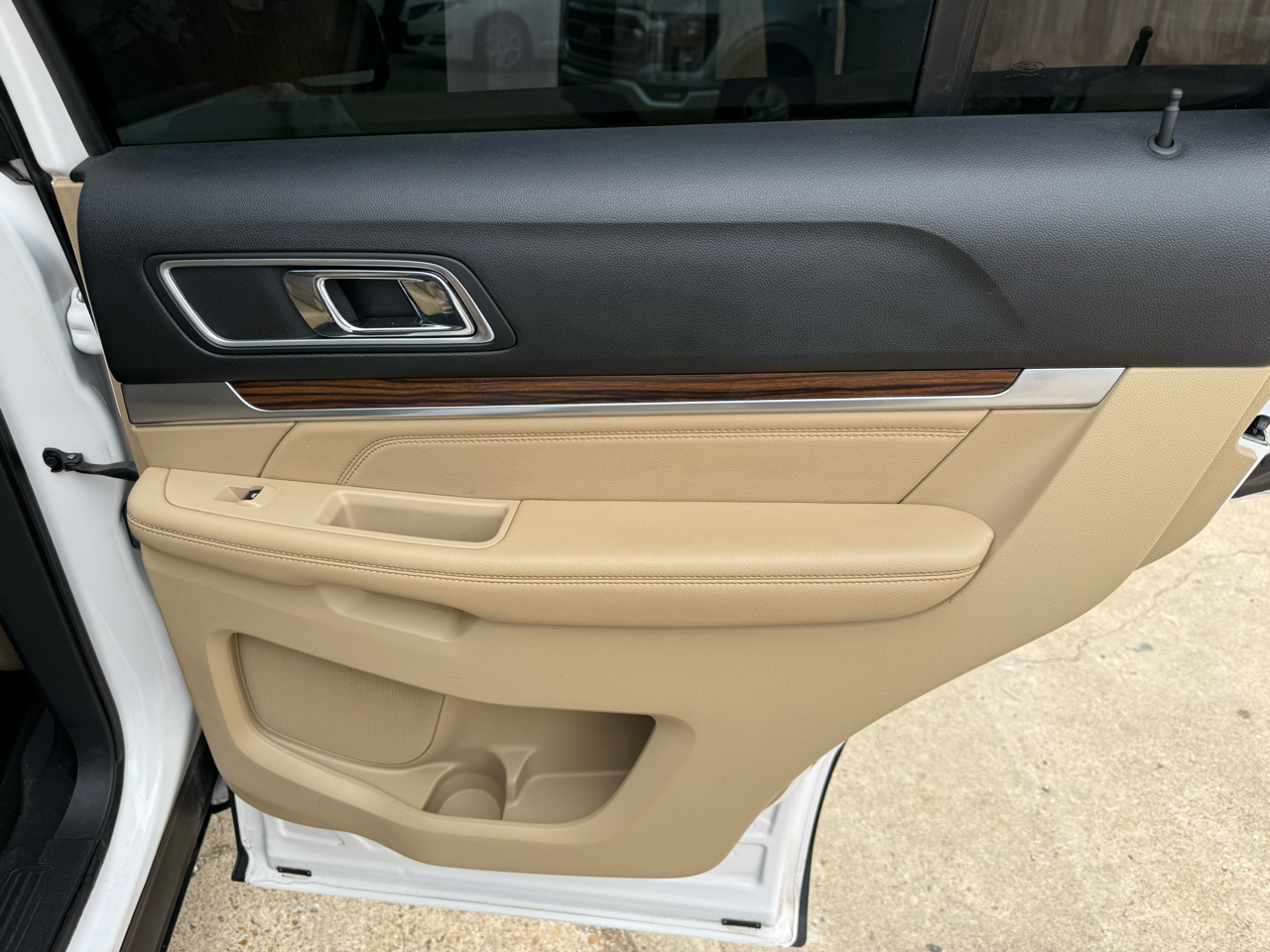 Ford Explorer Limited FWD 2017