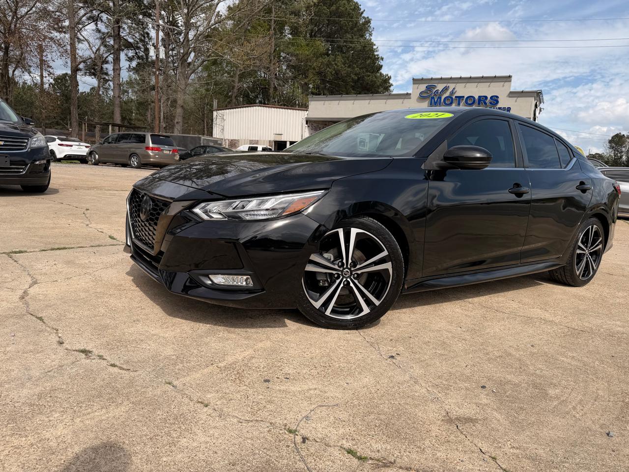 Nissan Sentra SR CVT 2021