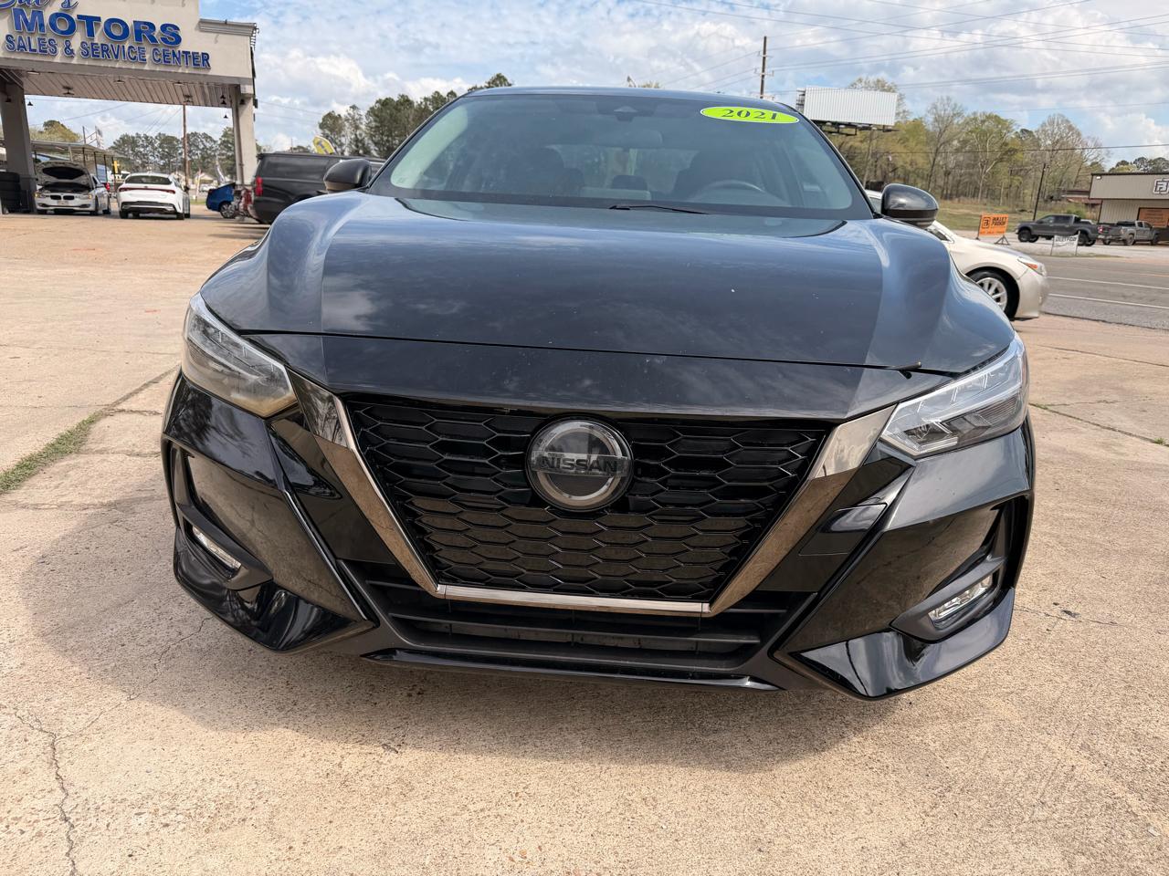 Nissan Sentra SR CVT 2021