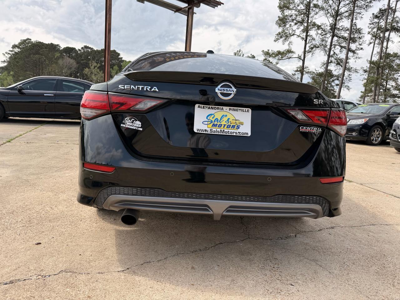 Nissan Sentra SR CVT 2021