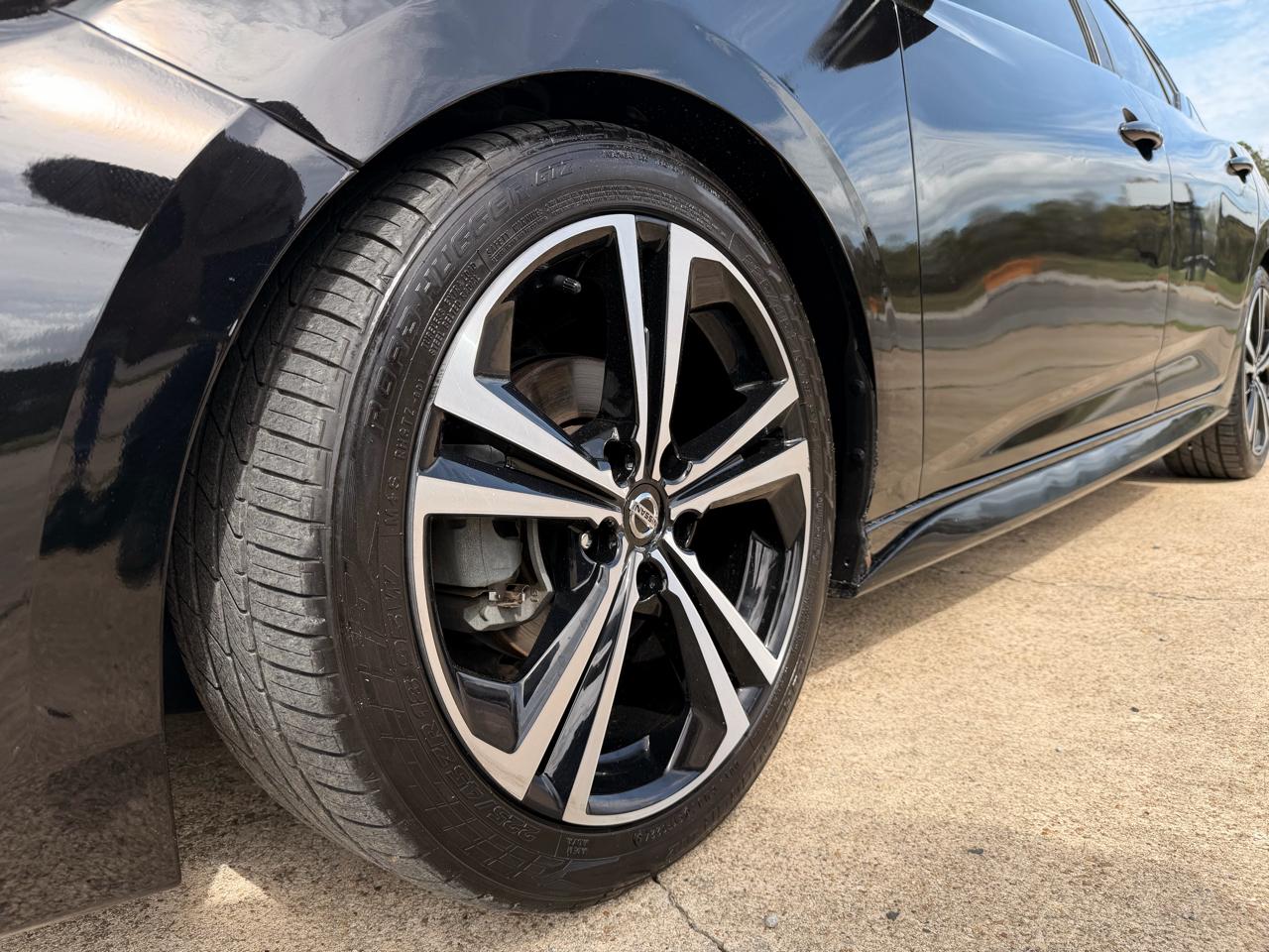 Nissan Sentra SR CVT 2021