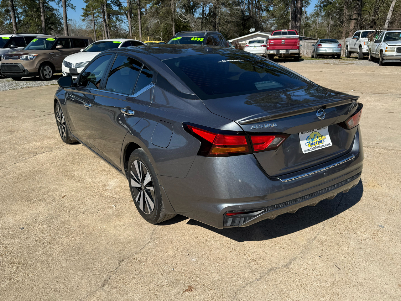 Nissan Altima 2.5 SV Sedan 2022