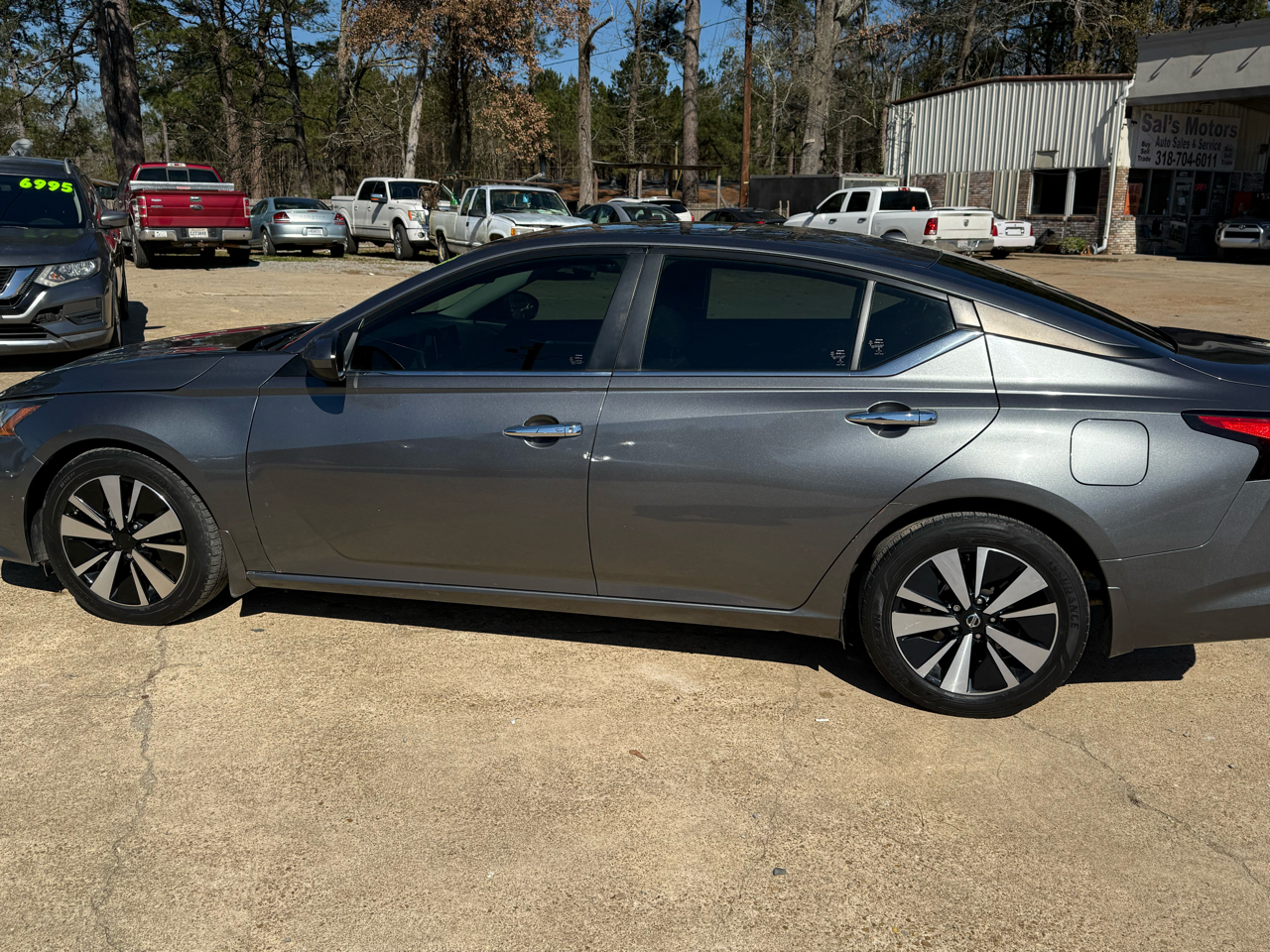 Nissan Altima 2.5 SV Sedan 2022