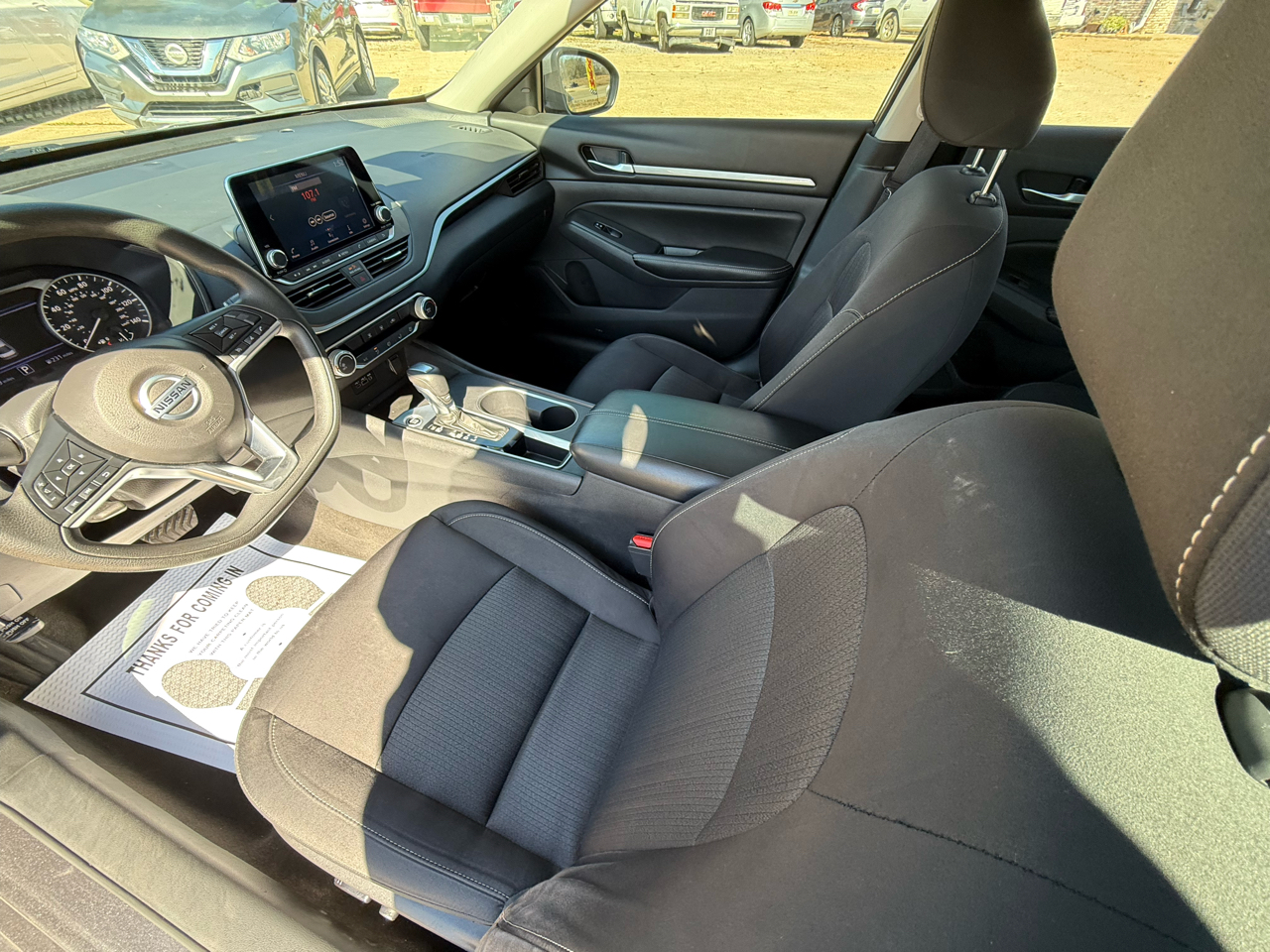 Nissan Altima 2.5 SV Sedan 2022