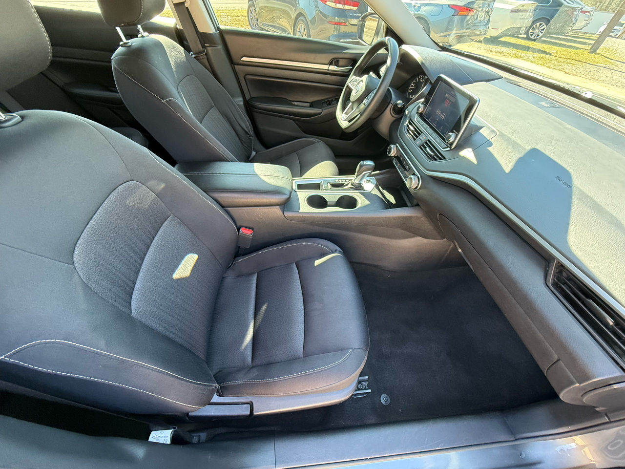 Nissan Altima 2.5 SV Sedan 2022