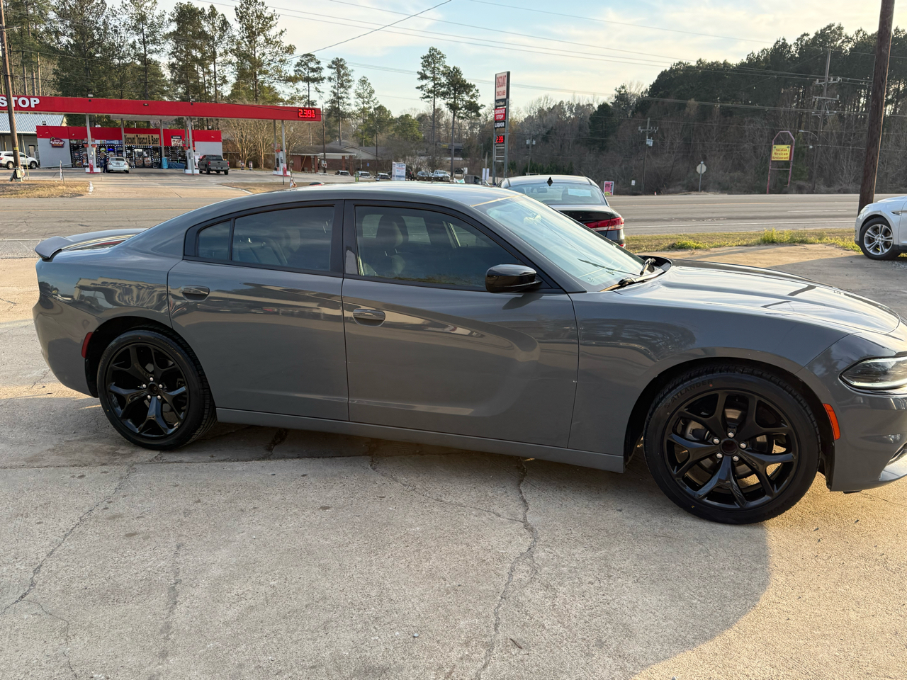 Dodge Charger SXT RWD 2018