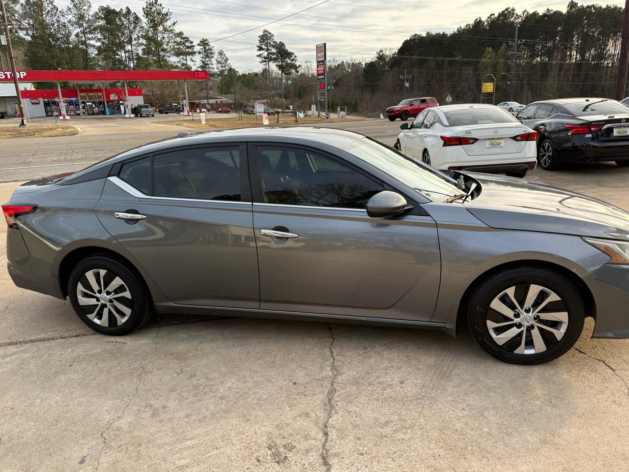 Nissan Altima 2.5 S Sedan 2020