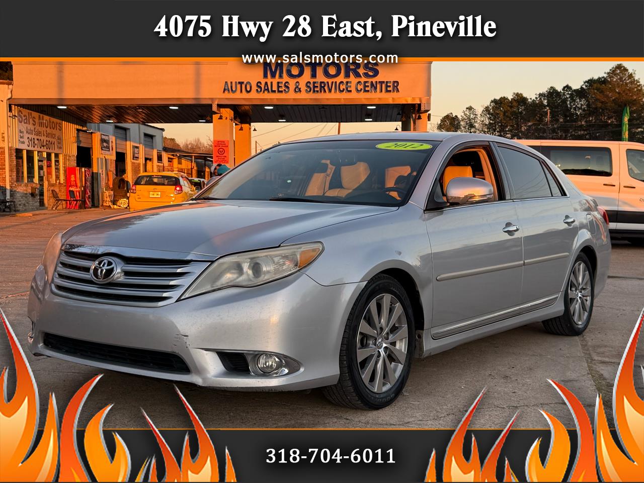 Toyota Avalon Base 2012