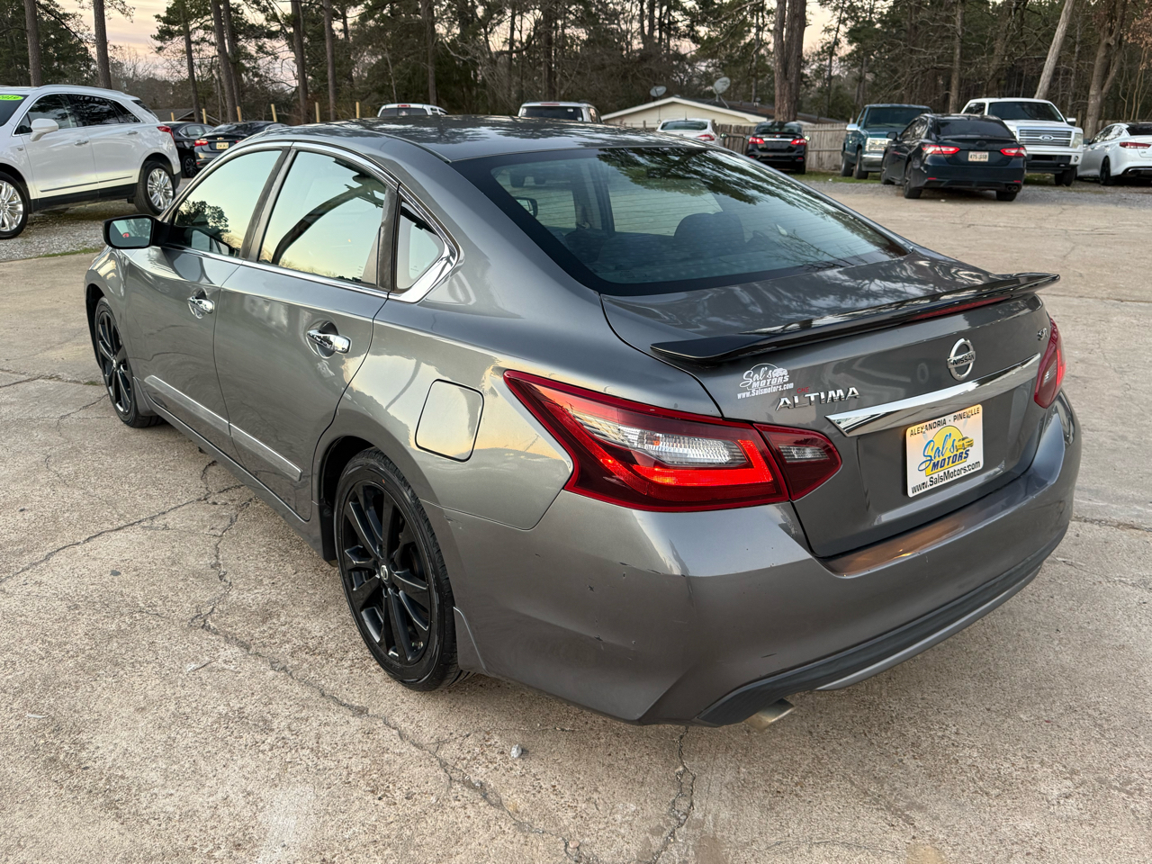 Nissan Altima 2.5 SR Sedan 2017