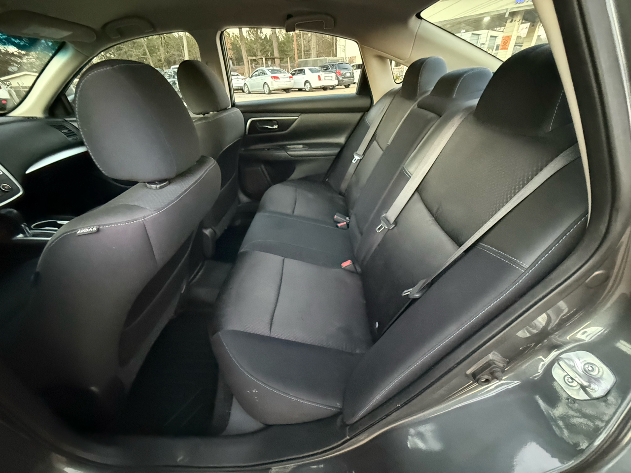 Nissan Altima 2.5 SR Sedan 2017