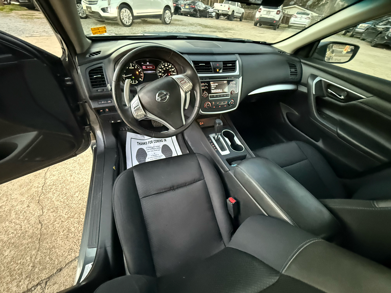 Nissan Altima 2.5 SR Sedan 2017