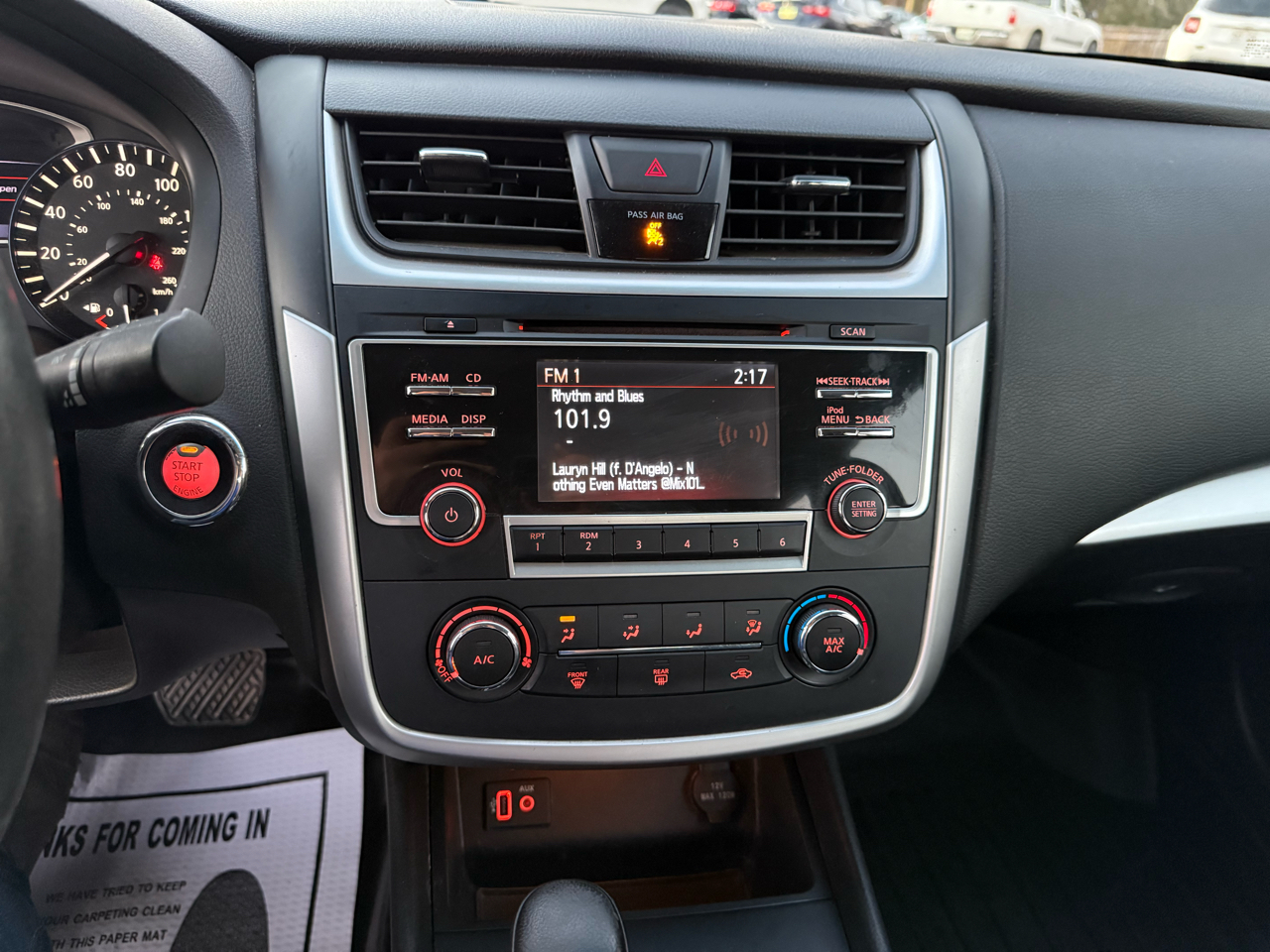 Nissan Altima 2.5 SR Sedan 2017