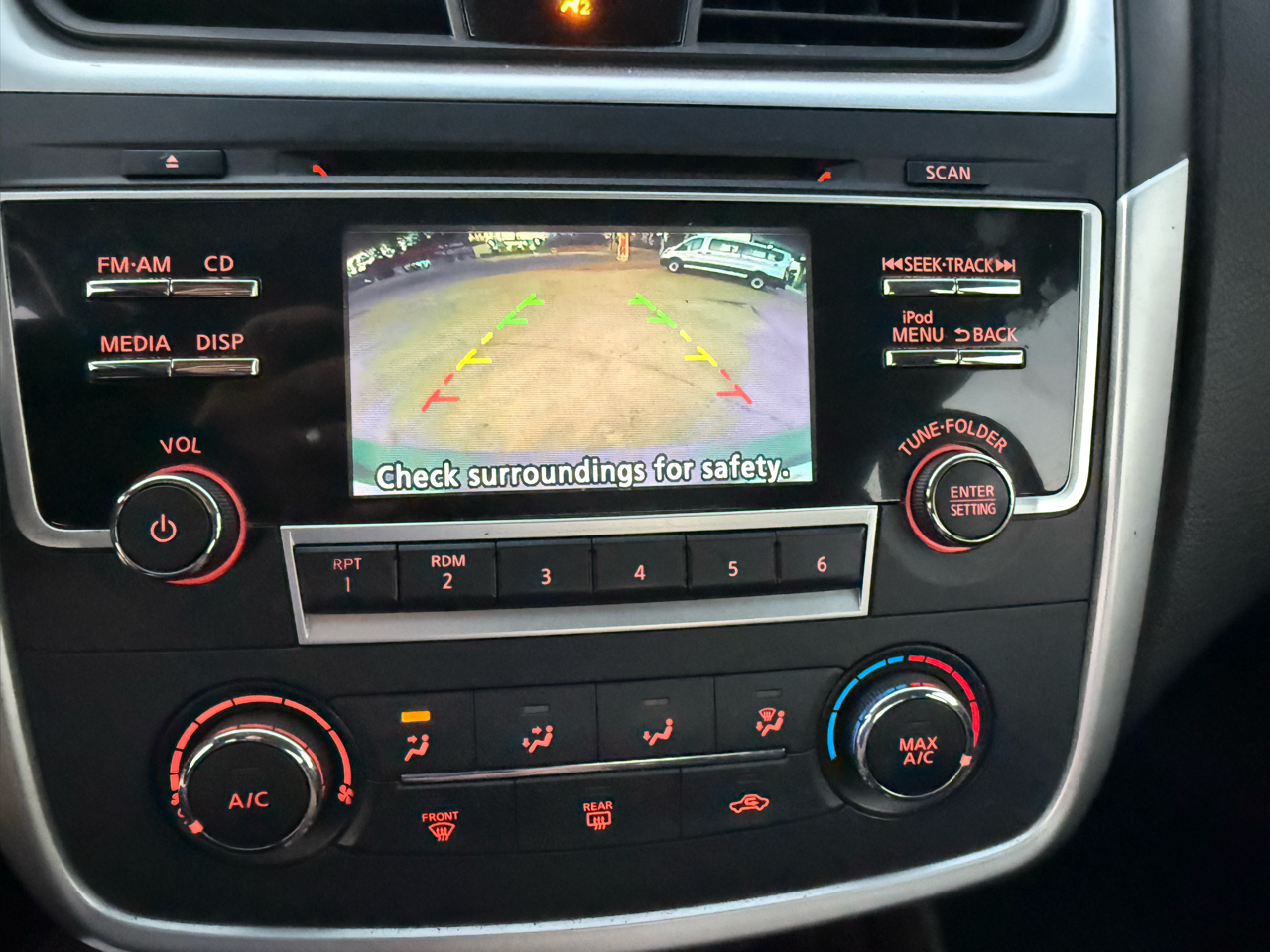 Nissan Altima 2.5 SR Sedan 2017