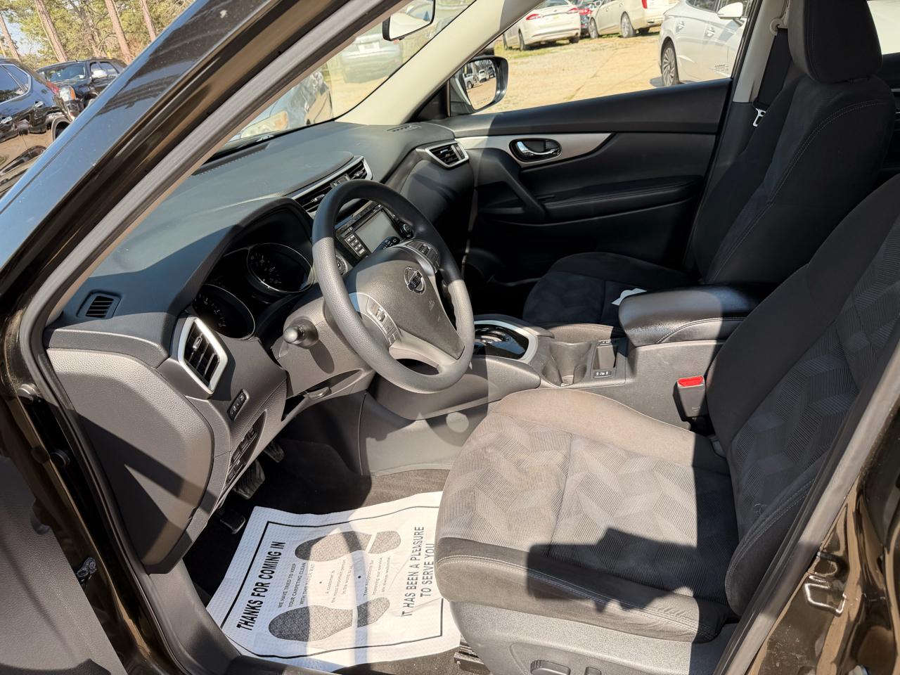 Nissan Rogue AWD 4dr SV 2015