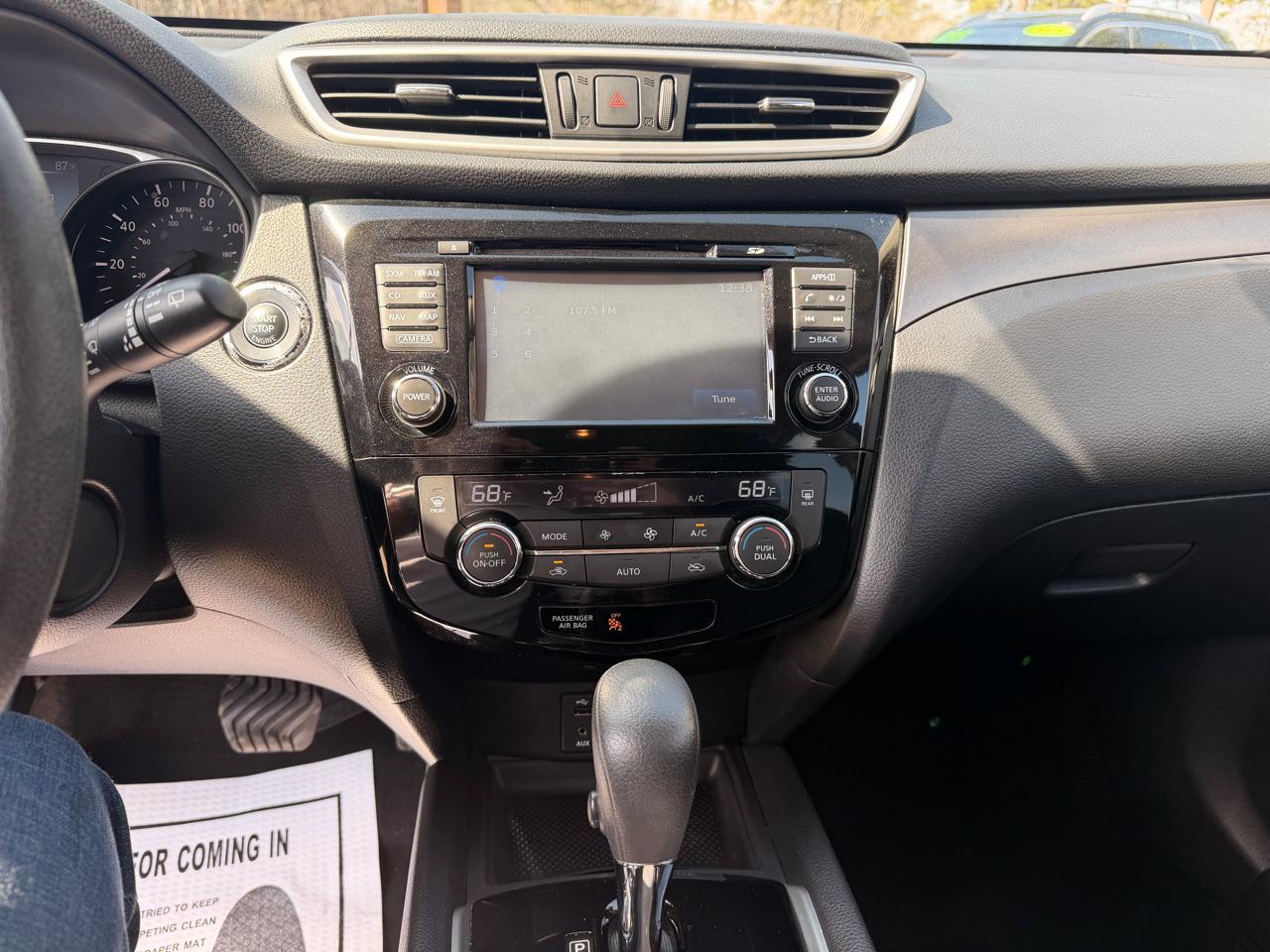 Nissan Rogue AWD 4dr SV 2015