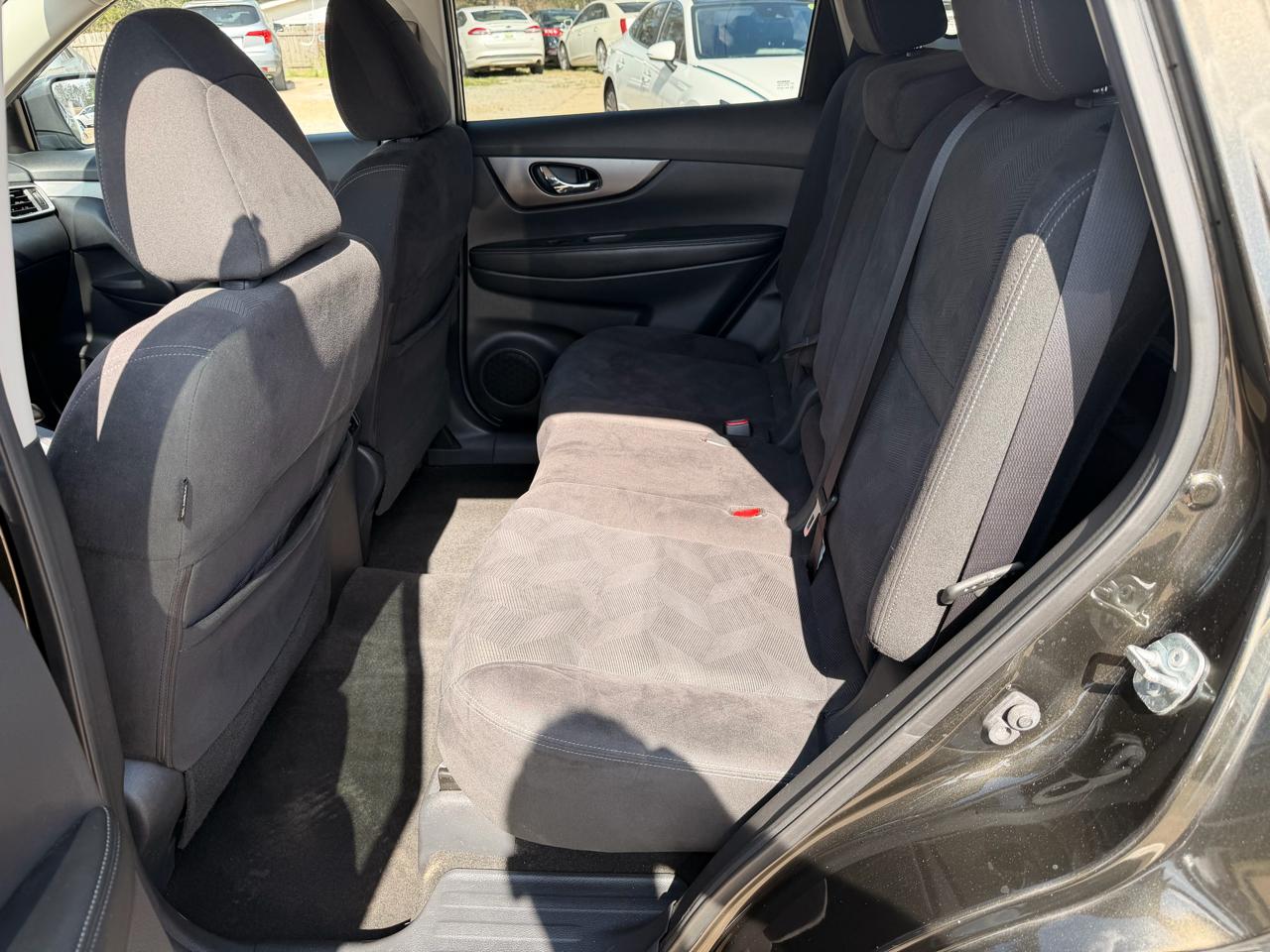 Nissan Rogue AWD 4dr SV 2015