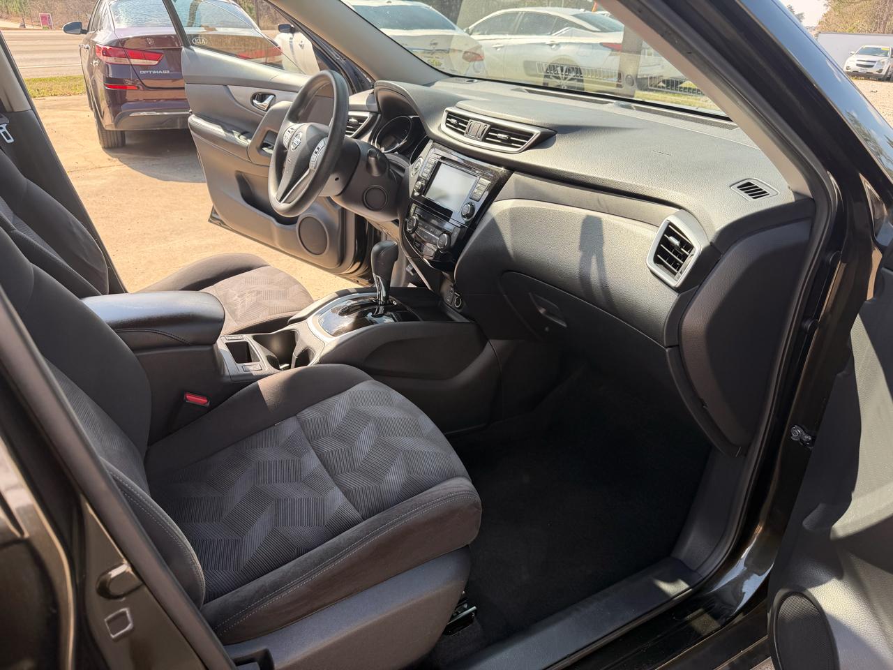 Nissan Rogue AWD 4dr SV 2015