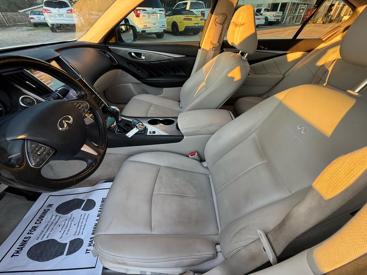 Infiniti Q50 4dr Sdn Premium RWD 2014