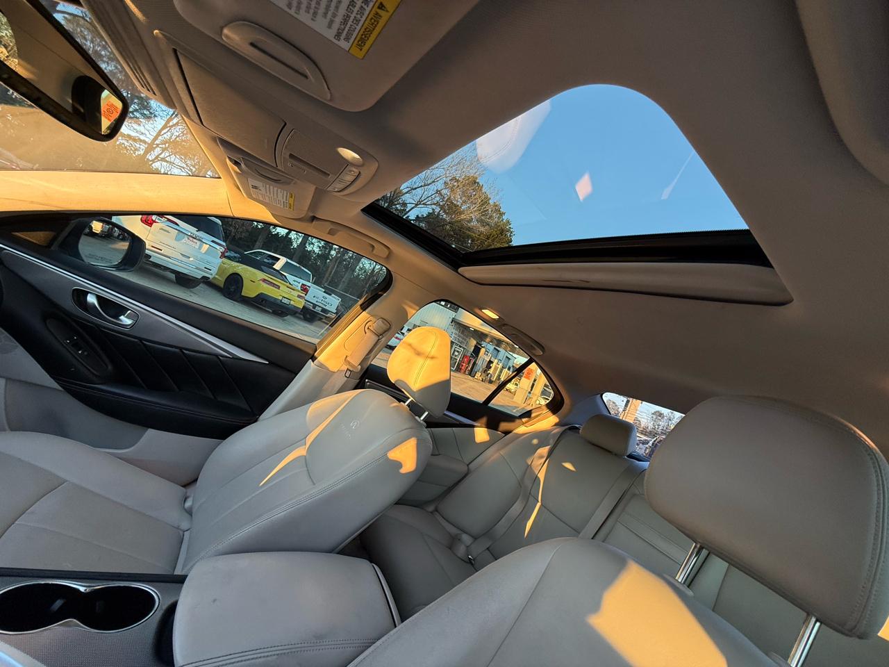 Infiniti Q50 4dr Sdn Premium RWD 2014