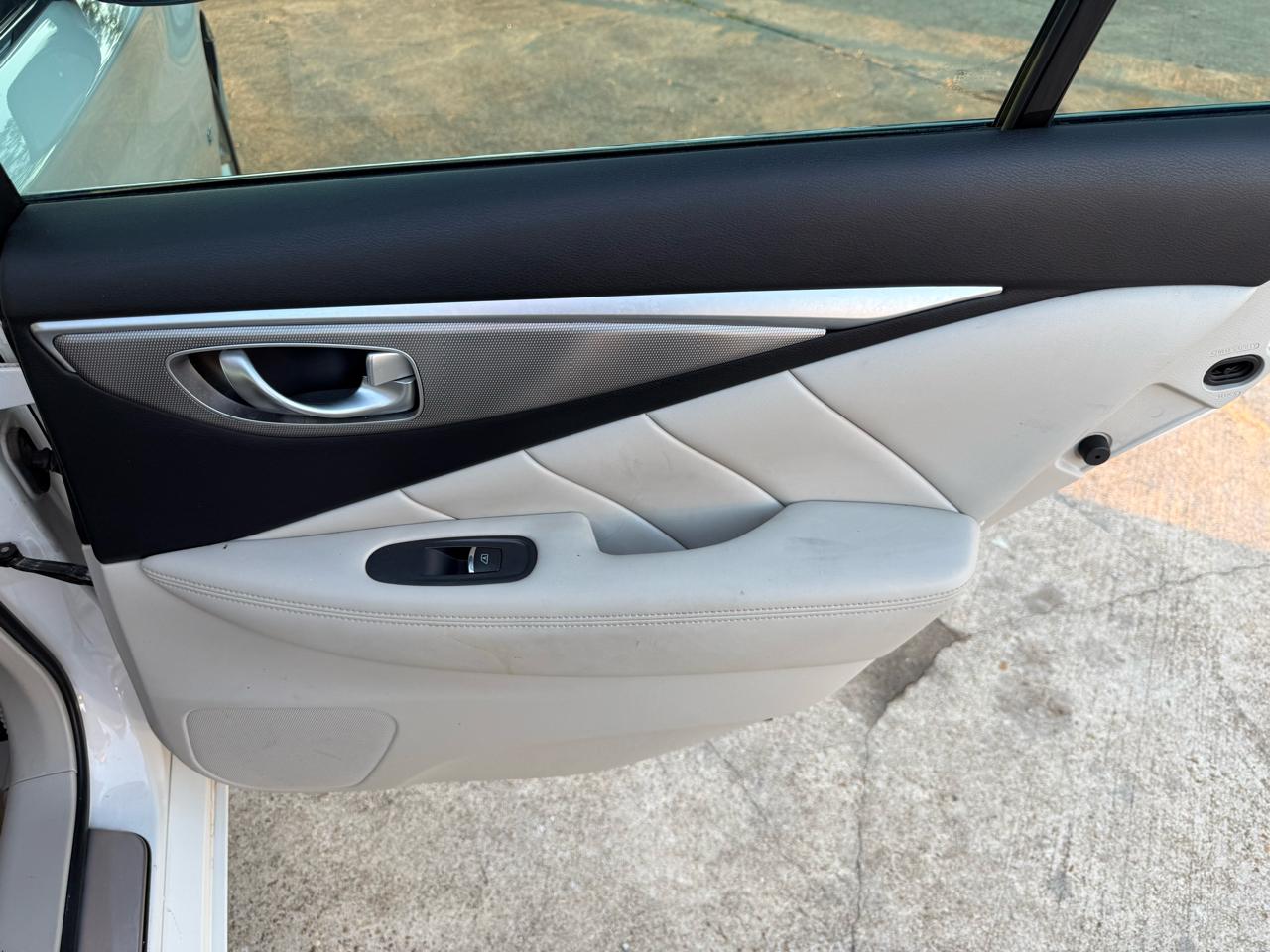 Infiniti Q50 4dr Sdn Premium RWD 2014