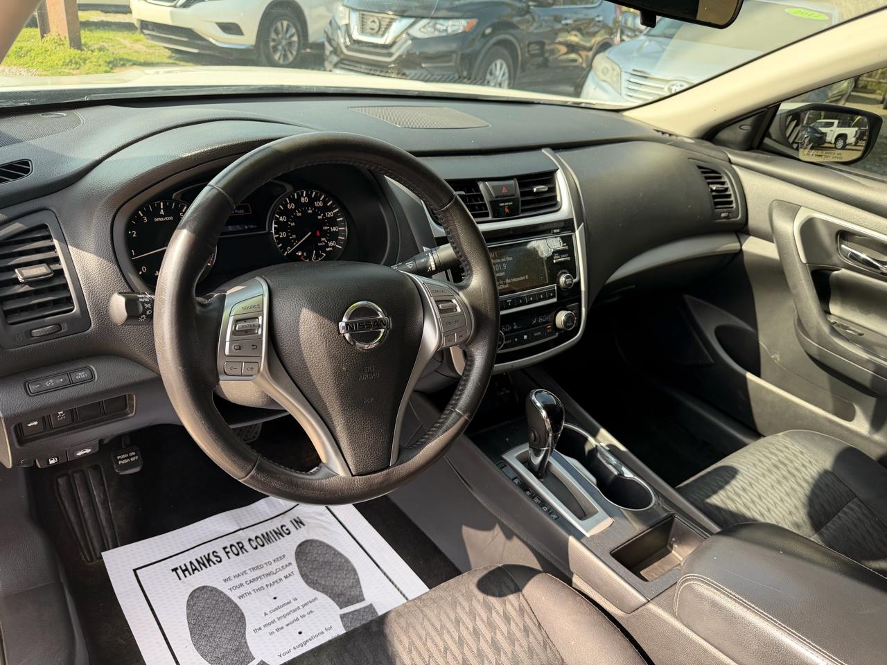 Nissan Altima 2.5 SV Sedan 2018